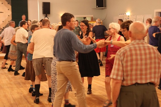 Midweek contra dance